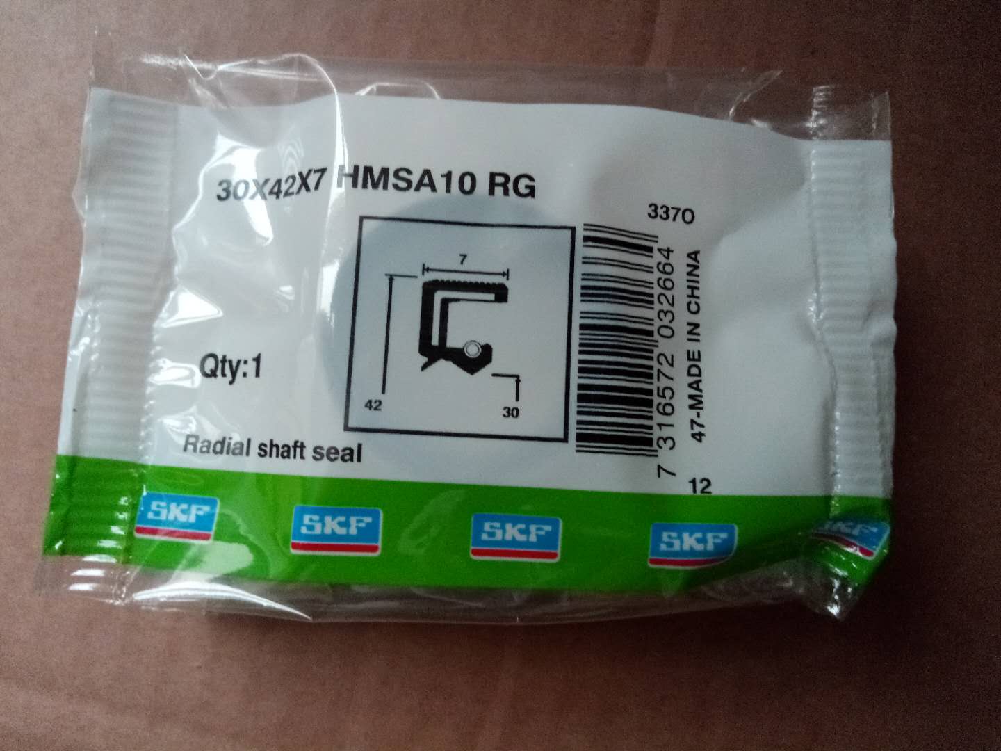 SKF CR内骨架进口油封30X52X7 HMSA 5 10 RG V丁晴氟胶密封件