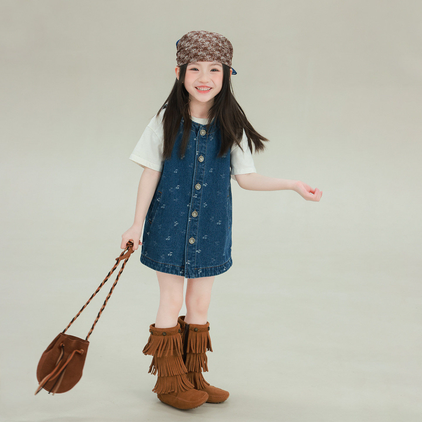 大耳象女童樱桃马甲牛仔裙2026春季新款宝儿满印休闲无袖背心裙子