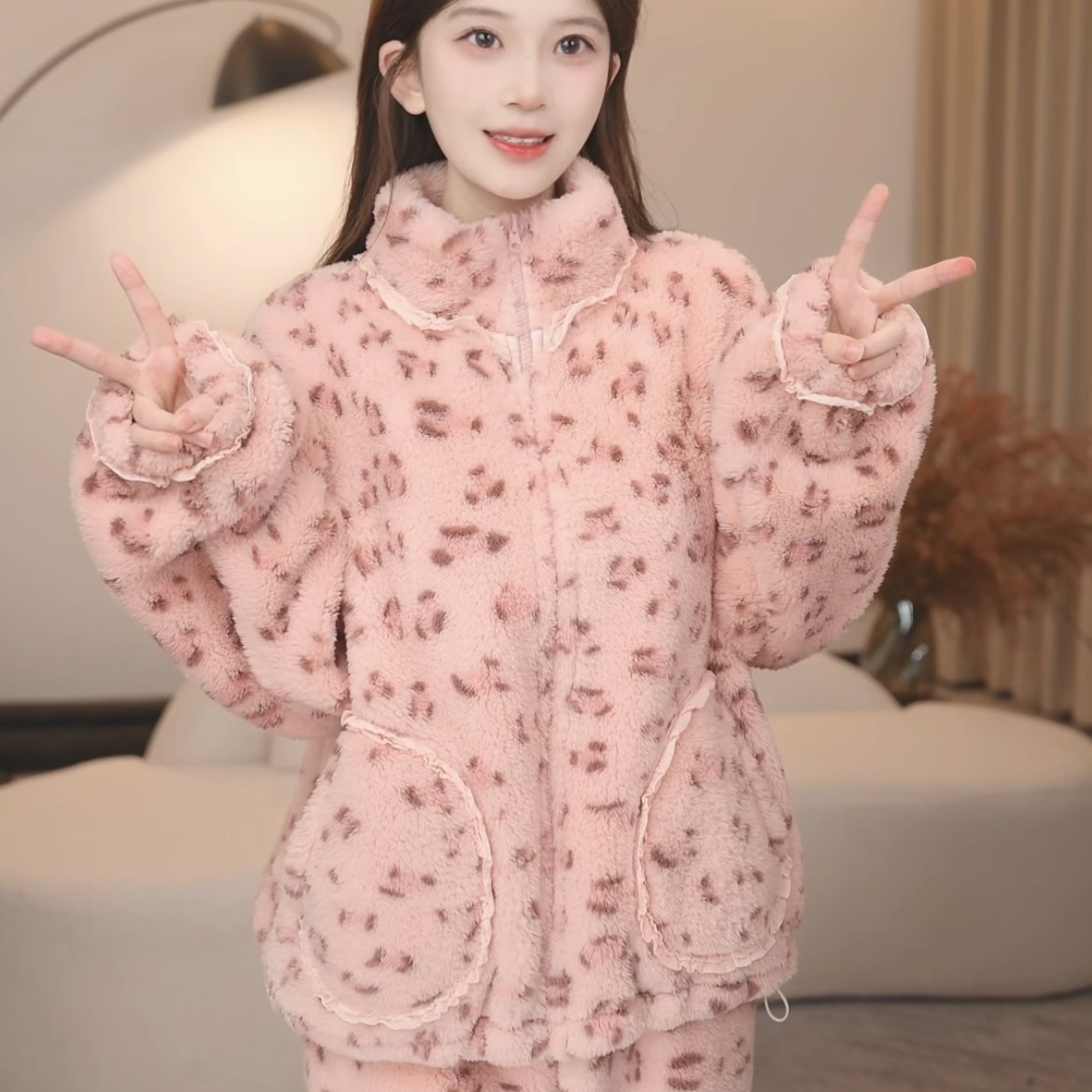 板栗小姐【加厚甜心豹纹】2025冬季长袖甜美风睡衣女套装可外穿,女士内衣/男士内衣/家居服,睡衣/家居服套装,淘宝优惠券,粉丝福利购,淘宝优惠卷