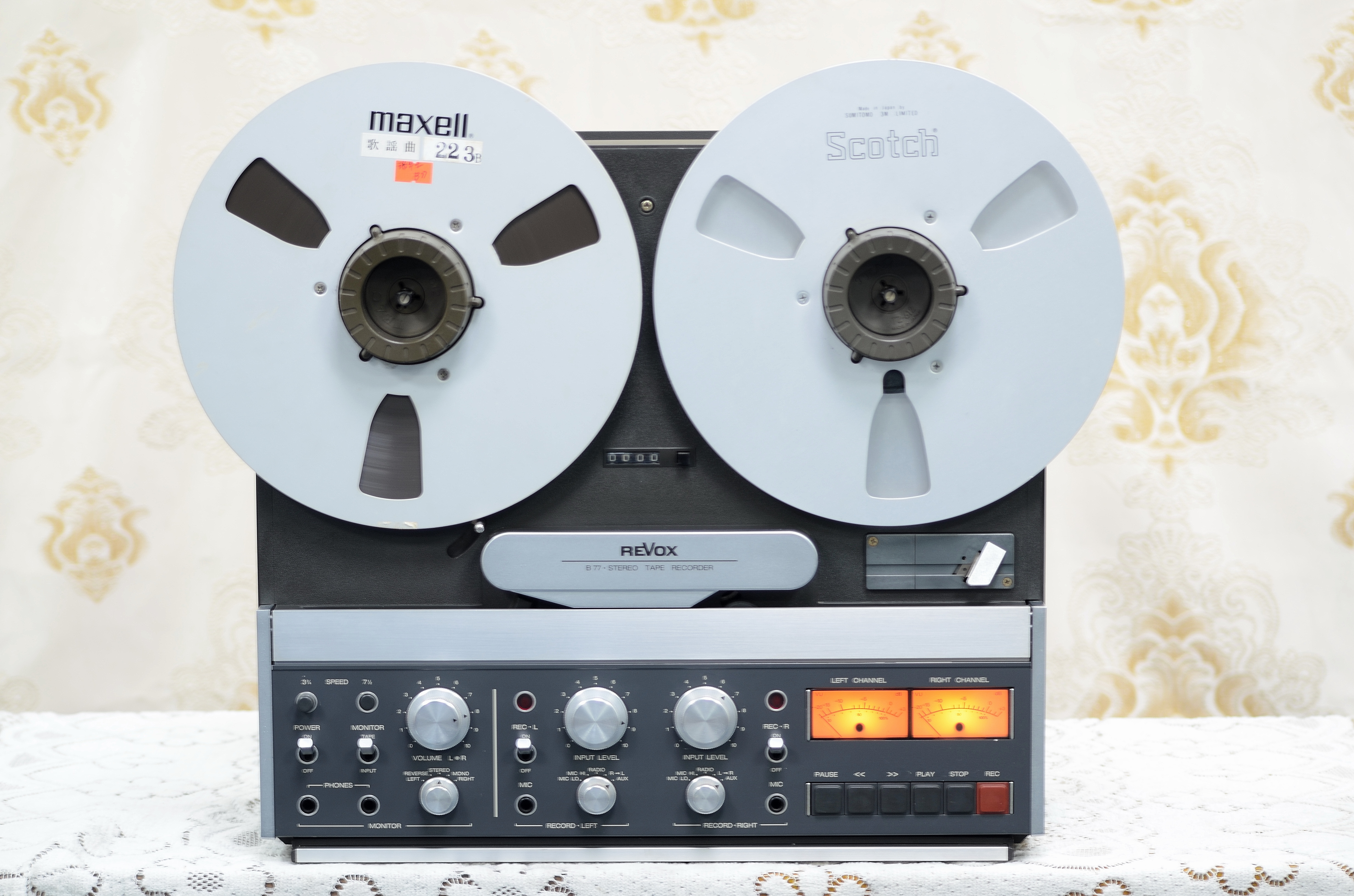 瑞华士 REVOX B77  10寸 四轨 单向播放 开盘机母带录放磁带机 