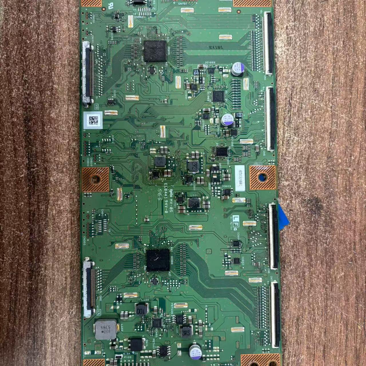 LCD-60UF30A电视逻辑板RUNTK