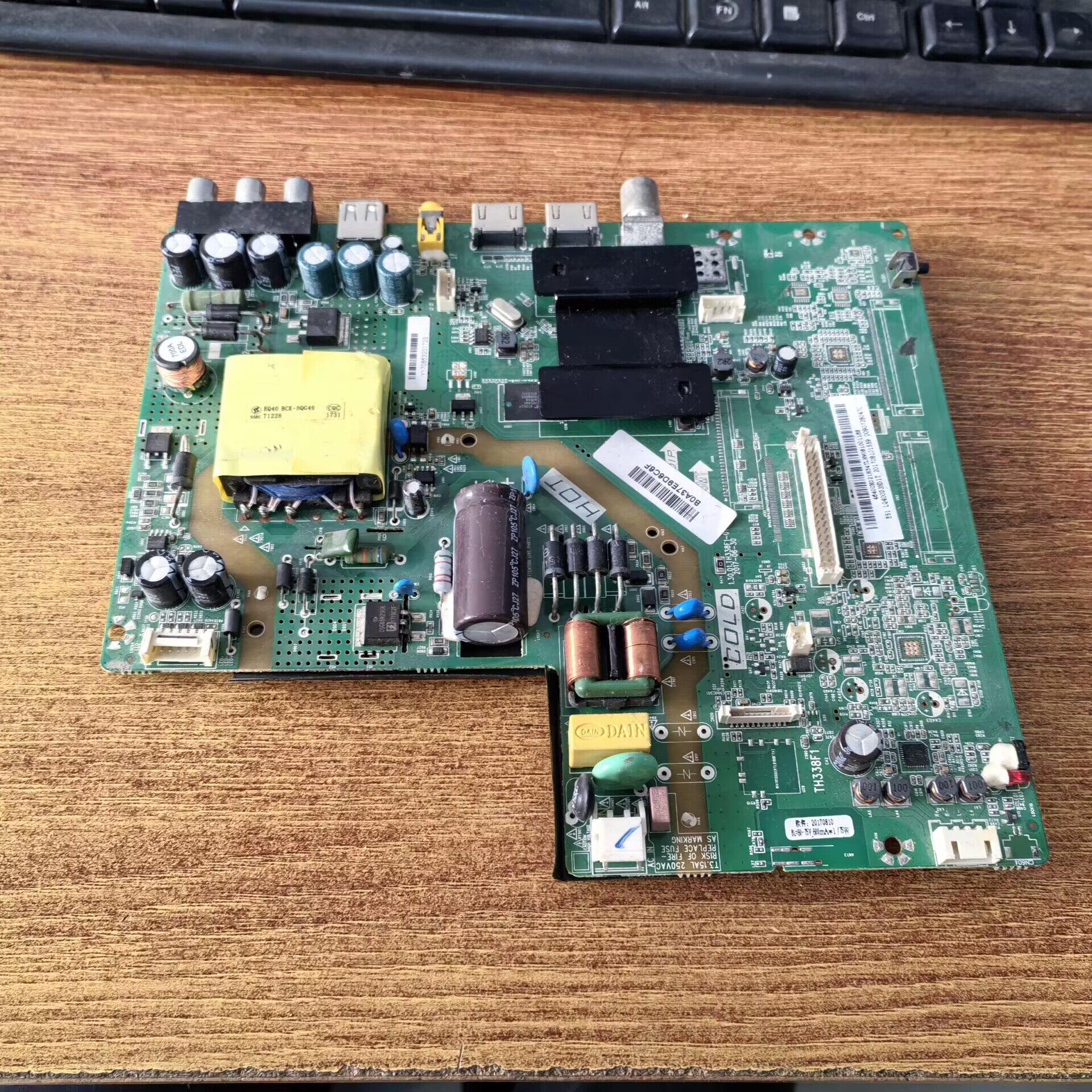 海尔40A6LE40A31主板1.30.01.TH