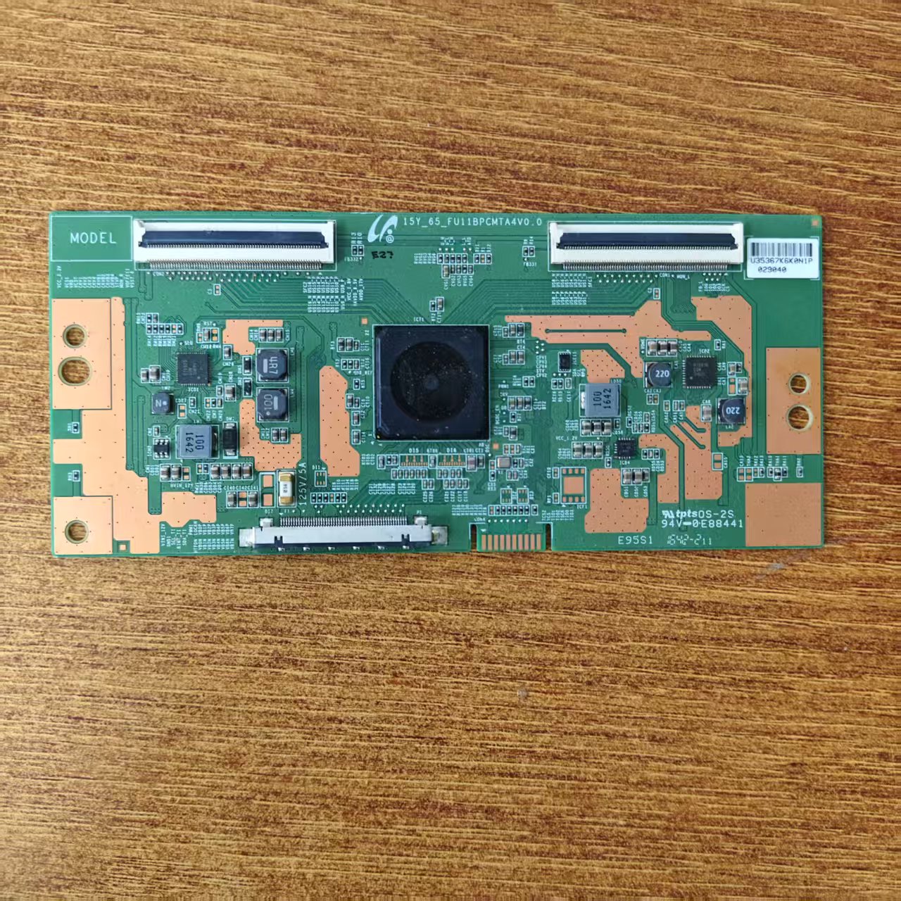 海信 LED65EC660US 65K5510U逻辑板15Y_65_FU11BPCMTA4V0.0实物图