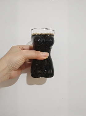 创意玻璃杯美女人体杯果汁饮料杯商用洋酒啤酒杯鸡尾葡萄酒杯