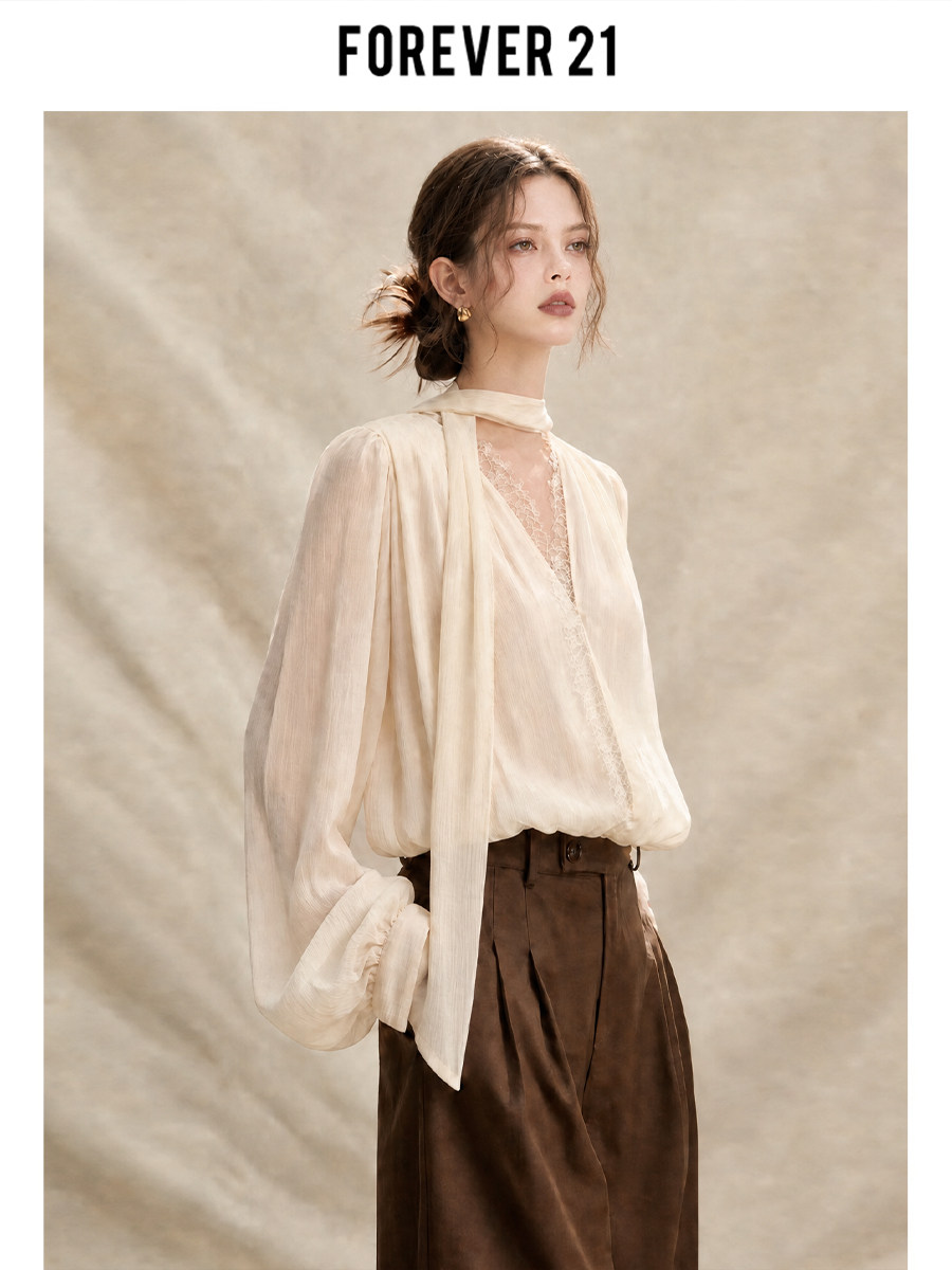 Forever 21 qadın şifon bluzası, V-yaxalı uzunqol