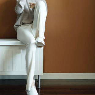 好优雅的气质啊 微喇内开叉 坑条白色修身羊绒裤子女外穿秋冬新款