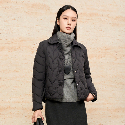 HIGHDAY轩日菱格纹翻领短款羽绒服2025冬季显瘦简约通勤保暖外套