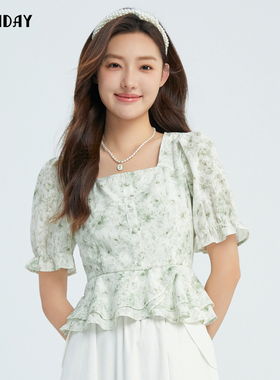 轩日2026早秋新款复古方领印花上衣女商场款泡泡袖荷叶边碎花衬衣