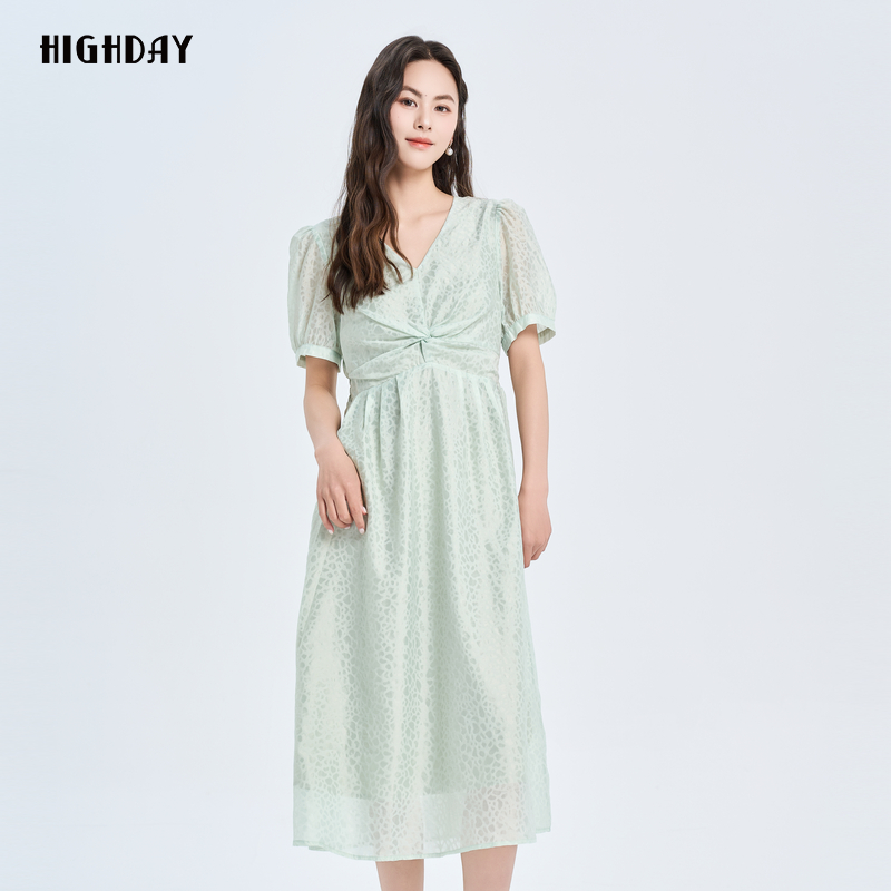 轩日气质时尚短袖连衣裙