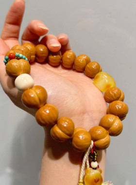 猴头核桃手工雕刻姬宝屁桃爱心文玩手串全品无暇素串（无配饰）