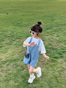 星星baby夏季 時(shí)髦洋氣出街bi備軟牛仔背帶短褲 新款