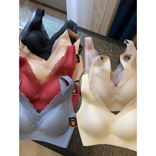 日本原单乳胶反重力内衣女无钢圈蕾丝调整型文胸女聚拢无痕宽肩带