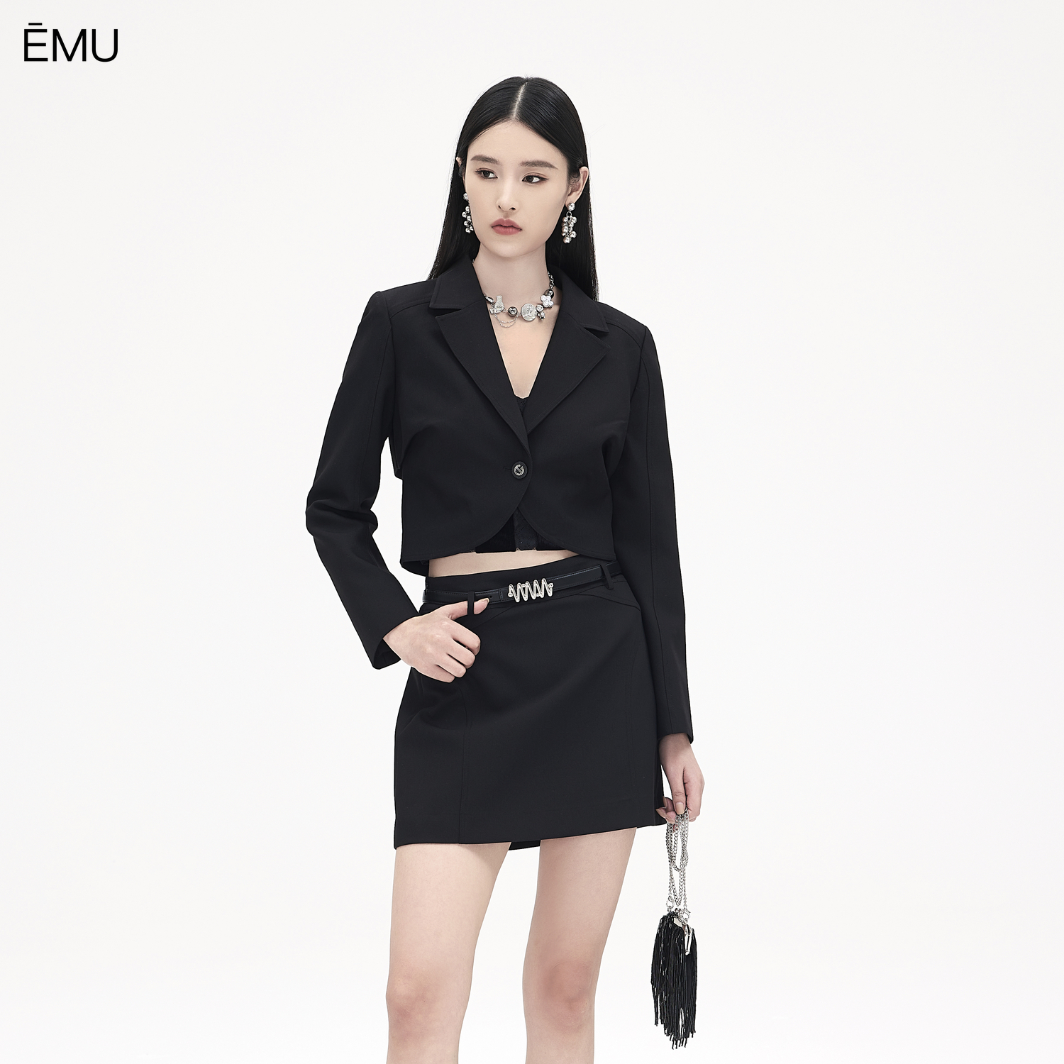 依妙EMU时尚干练短款收腰西装外套半裙套装2025秋款修身套装女