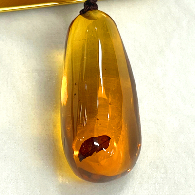 天然原矿净水虫珀项链蓝珀吊坠琥珀蜜蜡原石文玩礼品男女士裕和轩