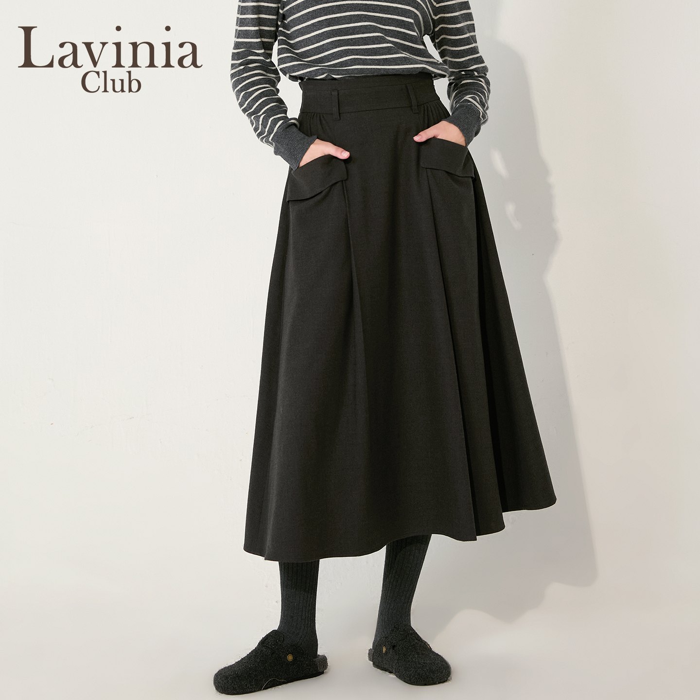 Lavinia2025冬新品今年流行气质通勤格雷灰大摆A字半身裙Q57Q104P