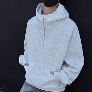 5000件+420g 秋冬拼螺纹半拉链套头卫衣 室外模特WY606 P45图片