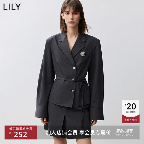 衬衫袖口细节-传递都市松弛态度