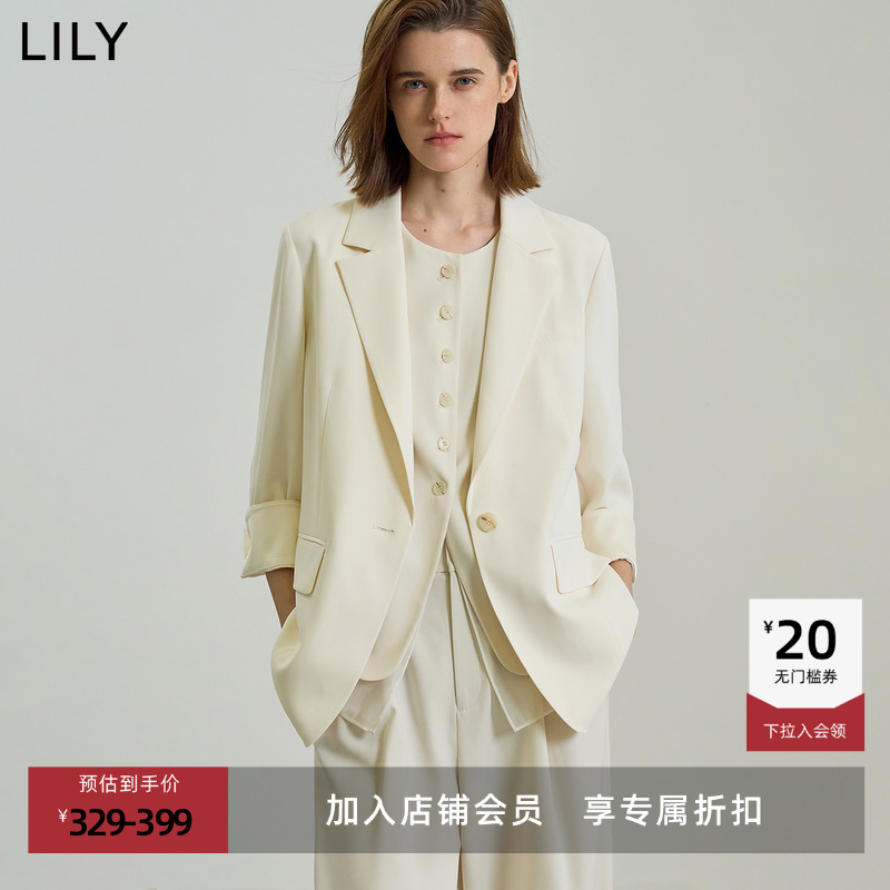 质感平驳领 经典西装元素