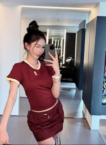 【高品质实拍yb】新款酒红色字母短袖套装T恤半身裙短裙两件套女