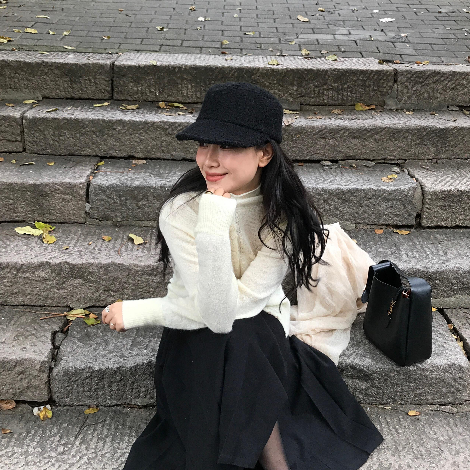 日本RX羊羔绒平顶鸭舌帽子女秋冬日系毛呢显脸小百搭马术骑士礼帽