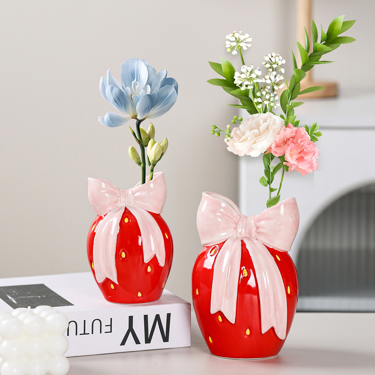 陶瓷莓有烦恼草莓花瓶摆件网红可爱水养绿植插花器客厅玄关装饰品