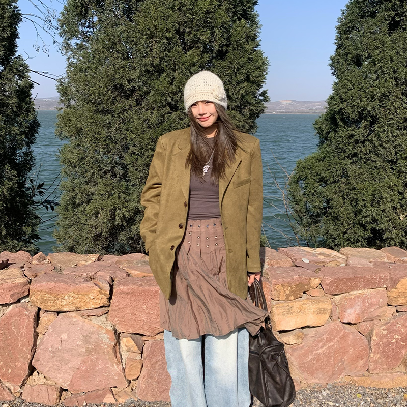 FB苔绿色麂皮质感内里暖姜蚕丝棉秋冬西装外套SZYY9566