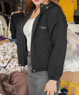 长袖 立体剪裁拉链夹克运动上衣帽衫 春秋连帽空气棉短外套女 日单