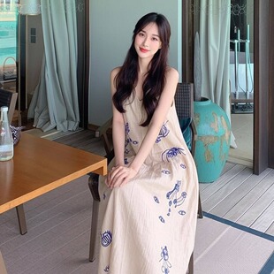 棉麻连衣裙民族风吊带裙泰国东南亚云南三亚大理古镇海边旅游穿搭