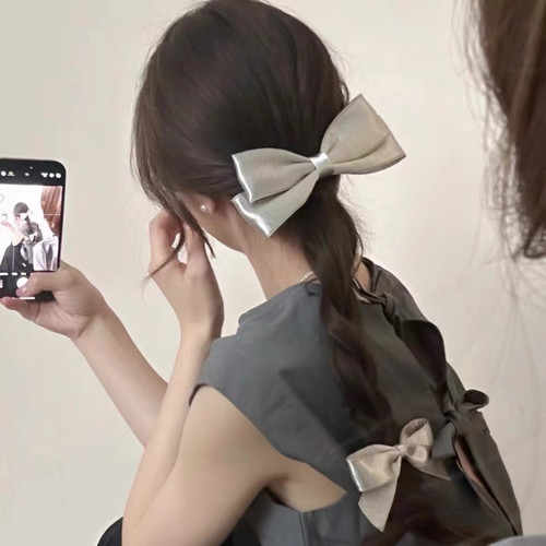 韩系银色立体蝴蝶结发夹甜酷少女弹簧夹发饰头饰侧边夹碎发后脑勺