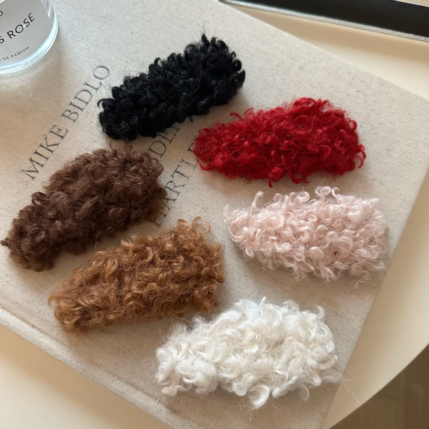 秋冬新款毛绒羊羔毛发夹刘海夹碎发边夹可爱毛绒绒发夹侧边夹发卡