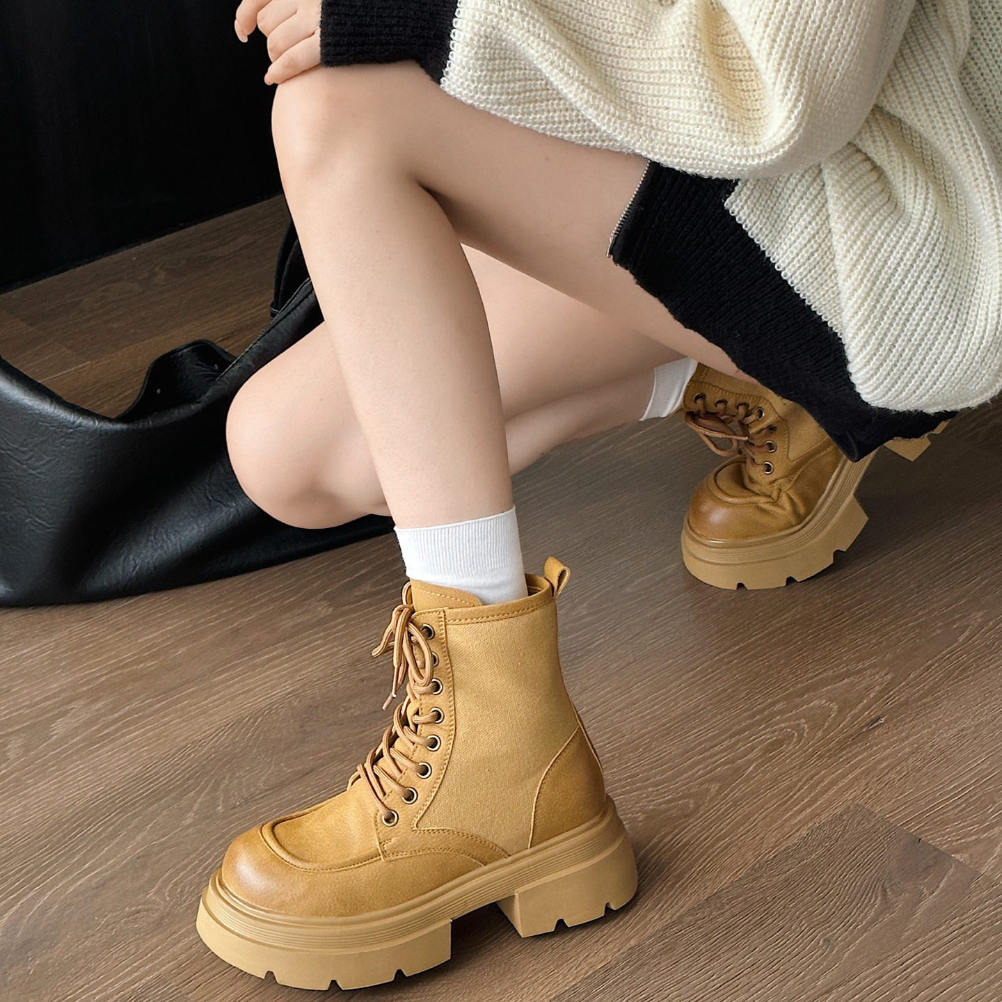 网红马丁靴女款2026年春新款厚底