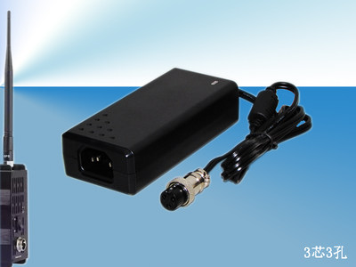 5V8A电源适配器航空头3孔