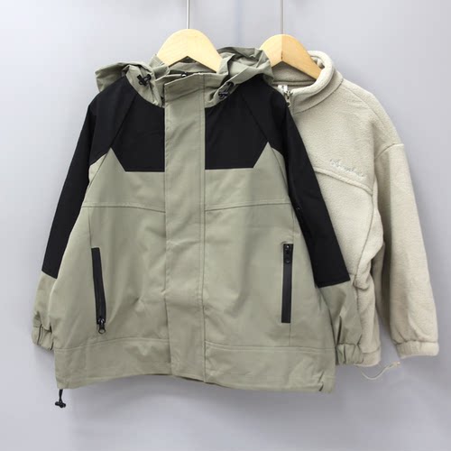 G阿MuA和110/120秋冬品牌童装折扣冲锋两件套三合一外套23340绿