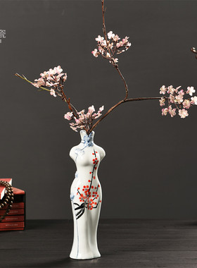 手绘旗袍小花瓶古典风德化白瓷