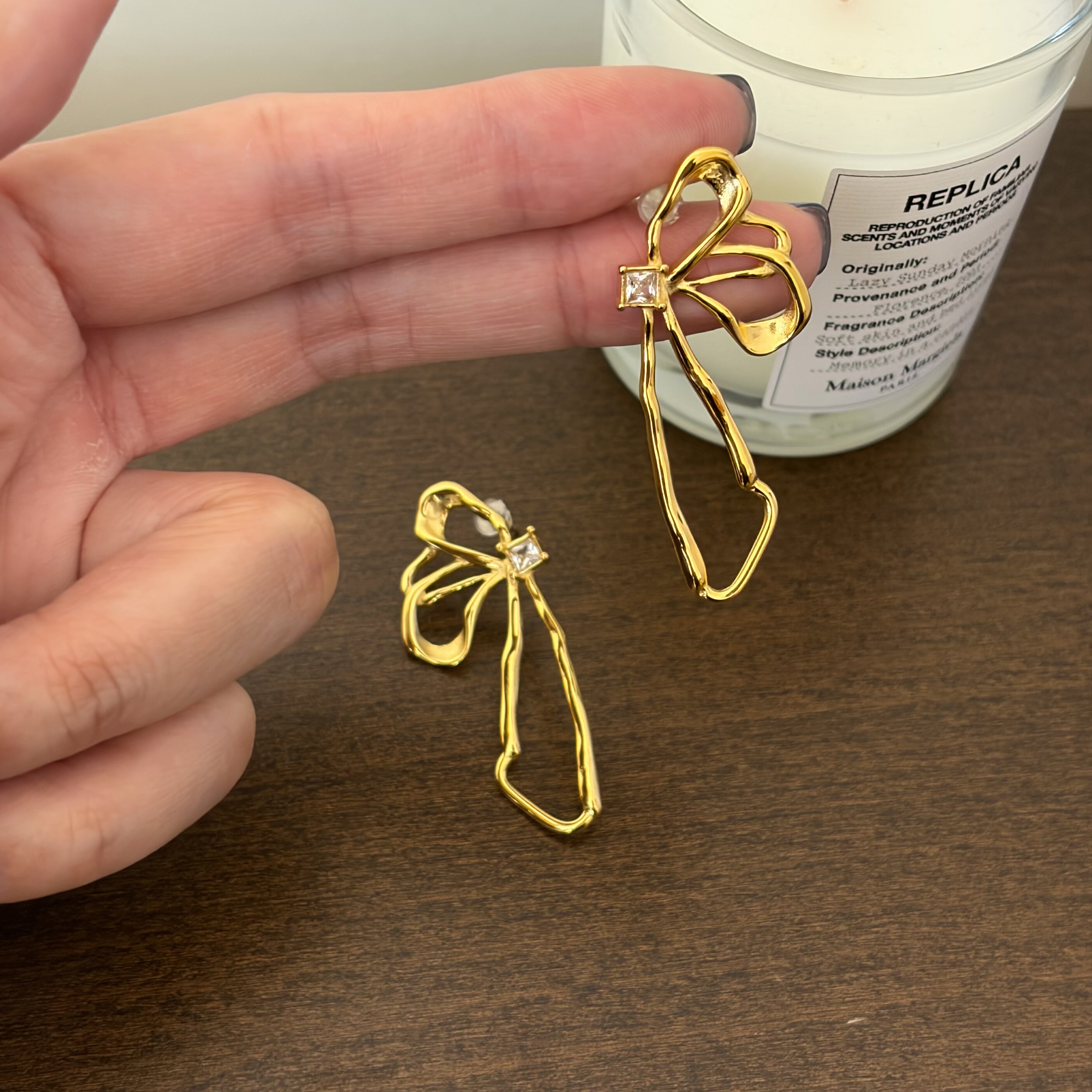 734钛钢轻盈欧美风蝴蝶结耳钉女小众设计感个性百搭气质温柔耳环