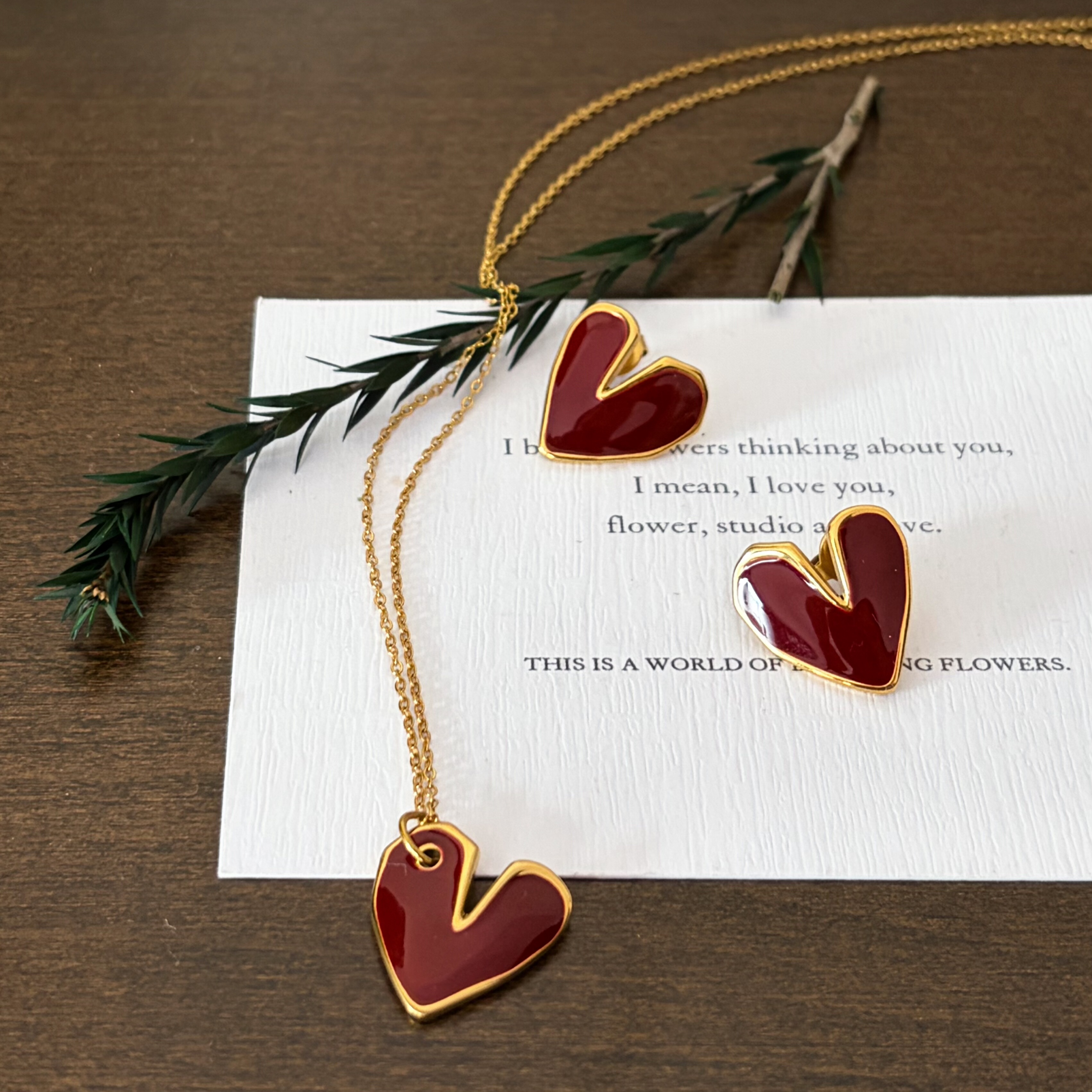 734钛钢红色爱心项链新年酒红色百搭可洗澡饰品