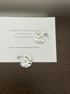 734钛钢白金色树叶肌理耳环女小众设计感高级轻奢气质百搭耳钉