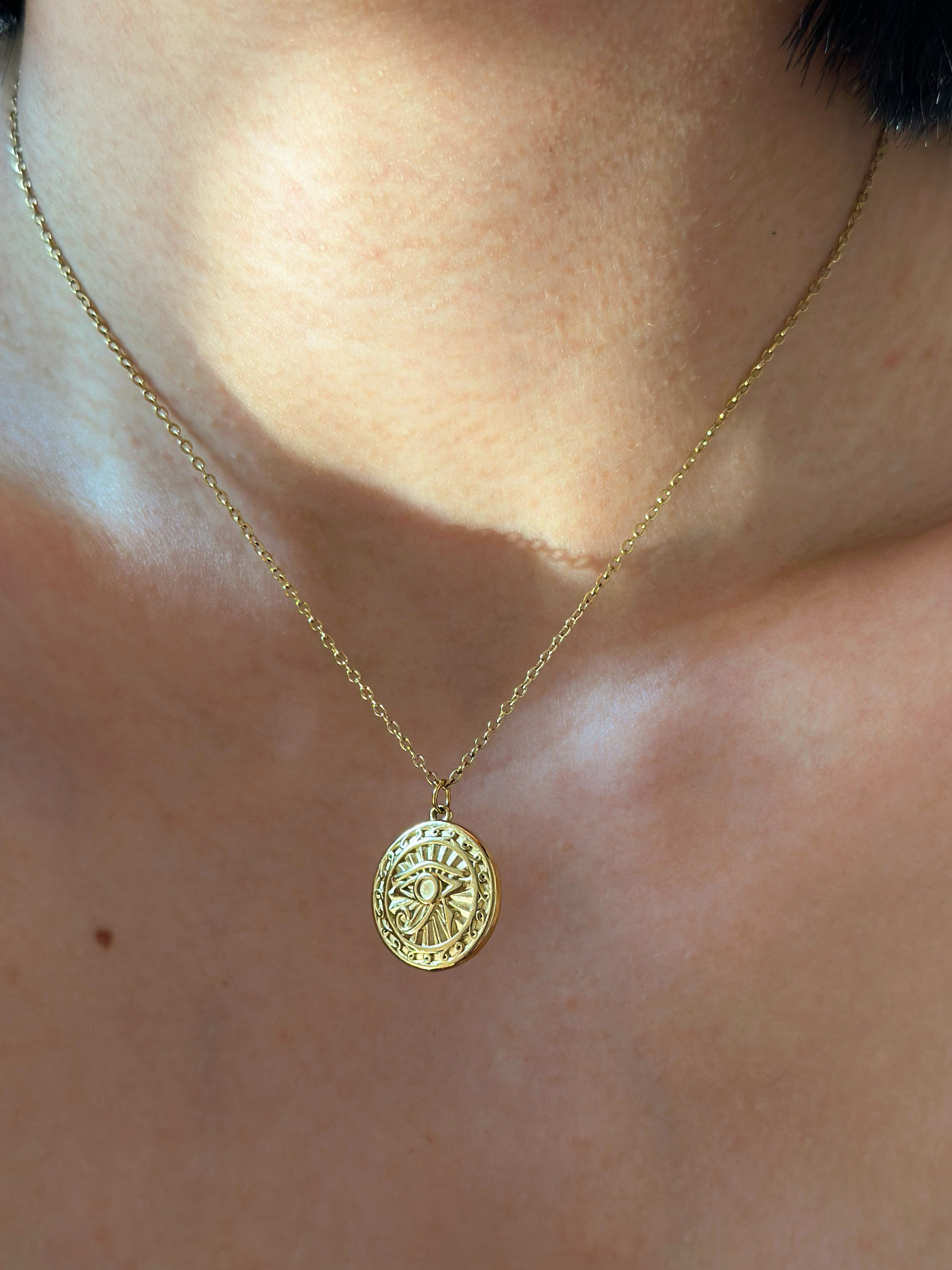 钛钢不掉色复古锁骨项链荷鲁斯之眼小众个性太阳神哥特暗黑吊坠新