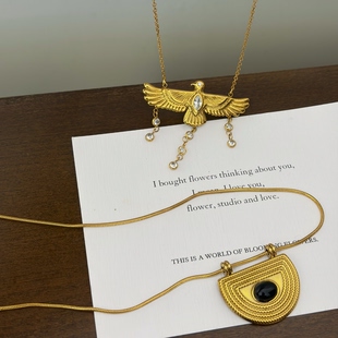 734钛钢vintage复古宫廷黑玛瑙项链女小众设计感锁骨链老鹰毛衣链