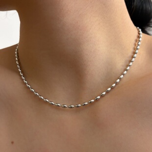 734钛钢空心白金色球球锁骨通勤项链百搭日常不掉色毛衣链