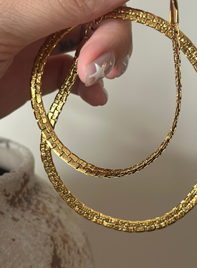 734钛钢镀18k金古法金碎冰冰锁骨欧美蛇骨波光粼粼项链