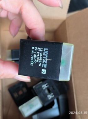 全新原装LVTZE LZ-V8-0897N 700492电磁阀插头700897