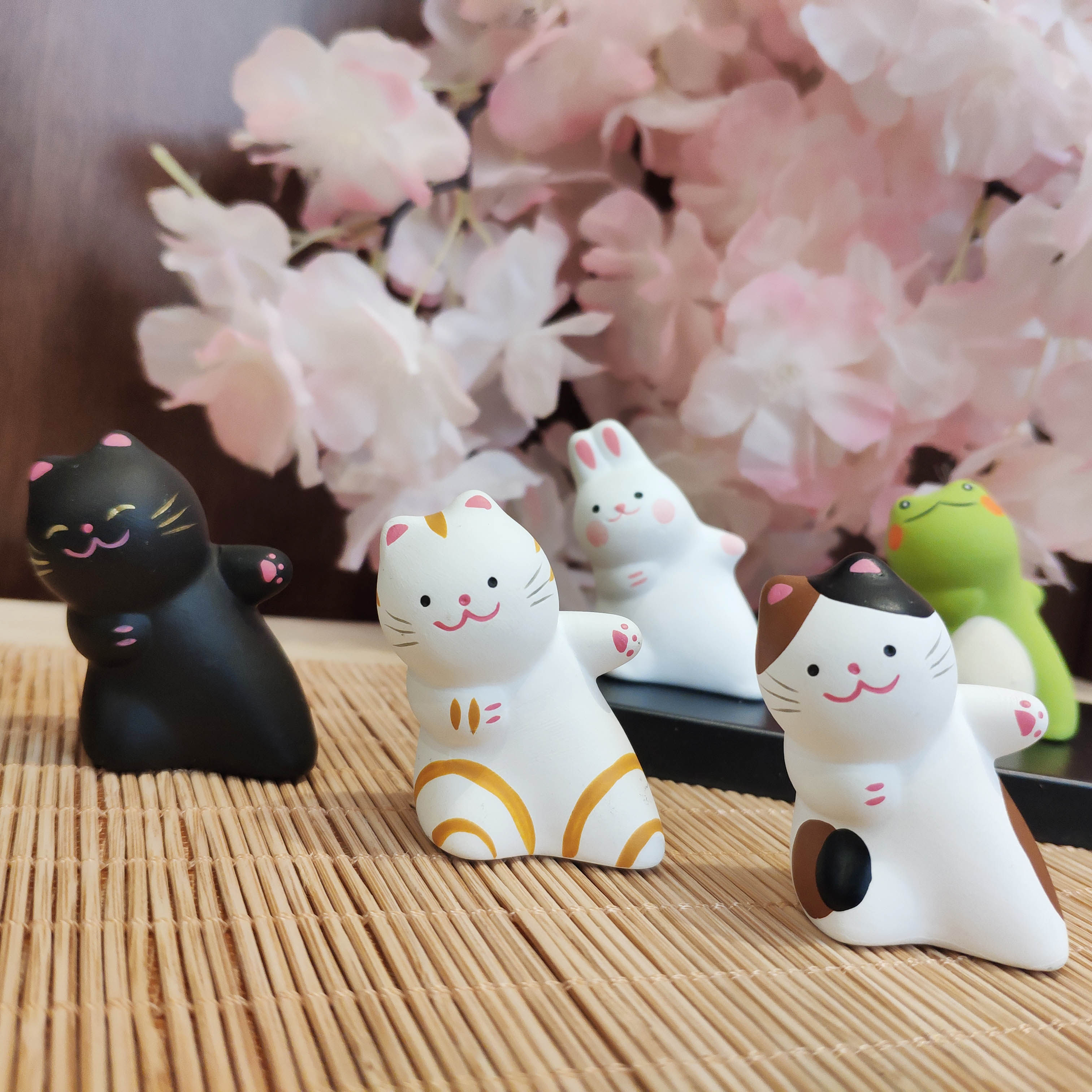 日本龙虎作汽车载小摆件日式办公室桌面可爱猫咪装饰品生日礼物女