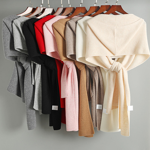 秋冬羊毛帽子围巾女外搭羊绒针织衫护颈连帽披肩厚保暖围脖