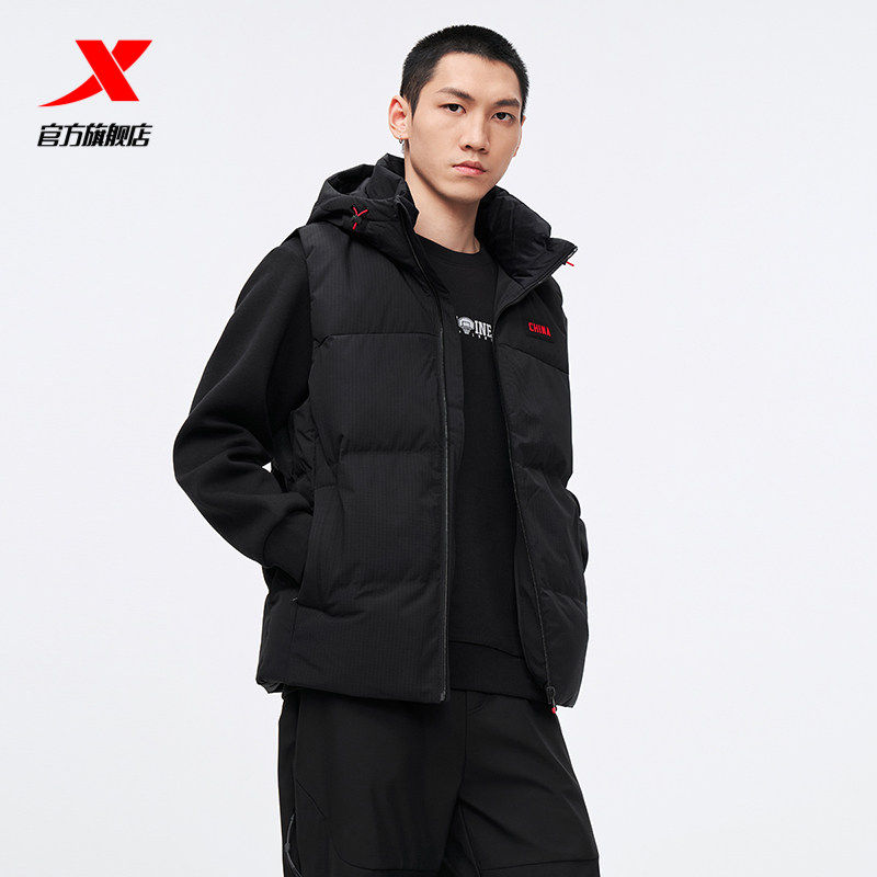 特步男款羽绒服马甲连帽2025冬新款保暖轻薄运动外套975429260138