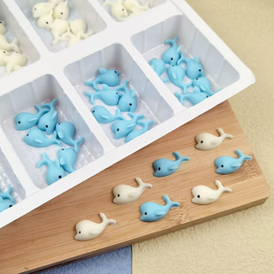 儿童可爱小海豚鲸鱼卡通装饰巧克力可食用蓝色白色节日装扮用品