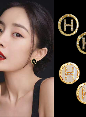 明星同款耳钉2025年新款潮气质韩国网红高级感耳夹女无耳洞耳环潮