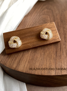 新品推荐925银针气质时尚轻奢耳环百搭满钻耳钉春夏简约纯银耳饰