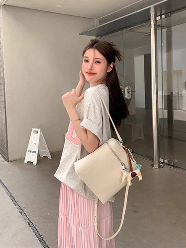 Кожаный рюкзак, модная сумка через плечо, из натуральной кожи, воловья кожа, коллекция 2023, изысканный стиль, в западном стиле