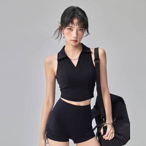 云端贝壳翻领带胸垫运动背心女